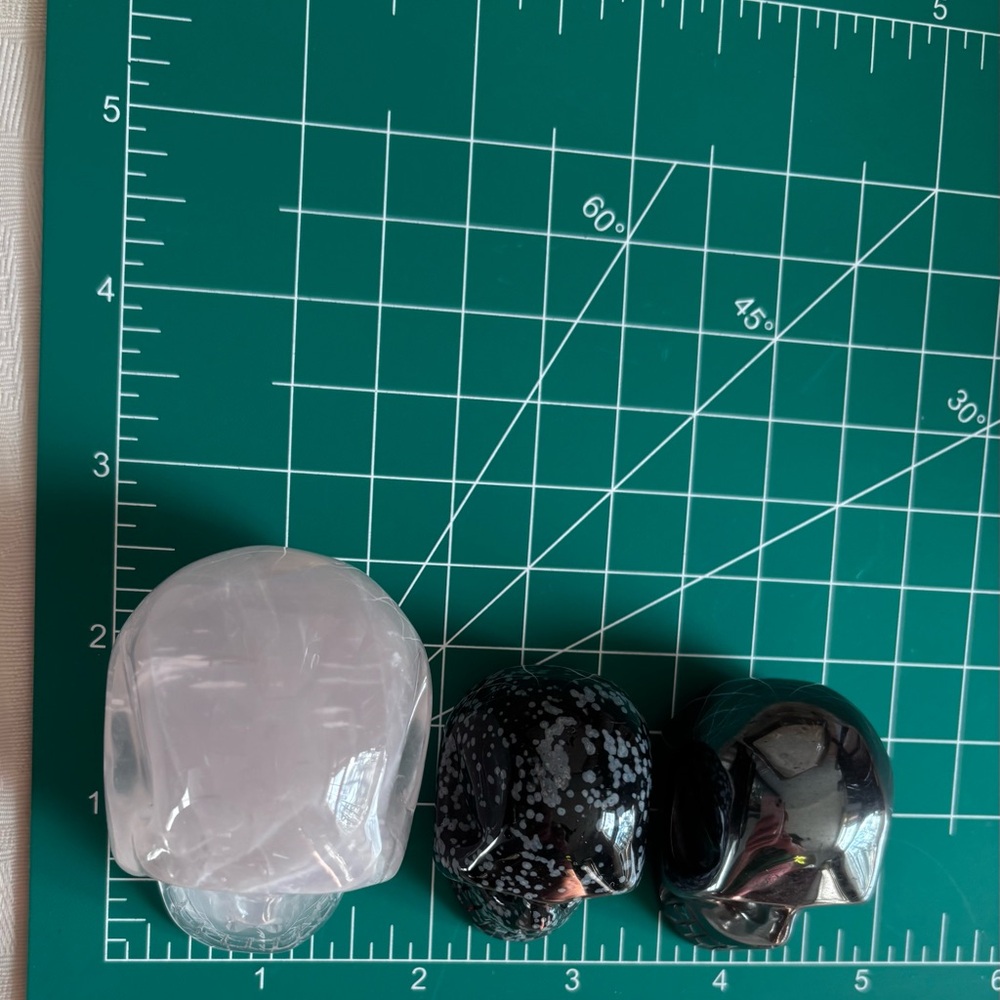 Rock Skull Skeleton Crystal gemstone set (3) - Picture 11 of 13
